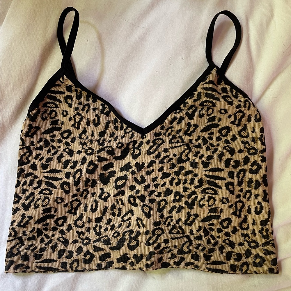 Forever 21 Cheetah Print Cropped Tank Size Small